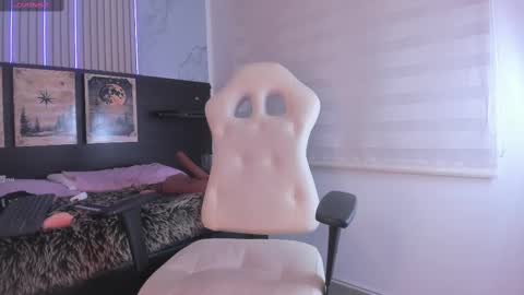 lanna_as online show from 7, 3, 2025