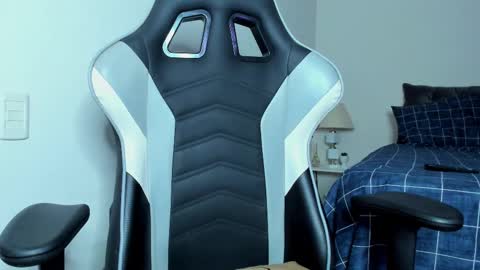 Lanna online show from 11, 2, 2025