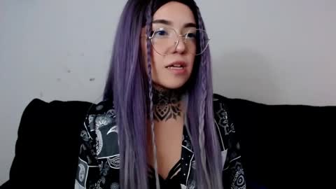 LANNIE   online show from 19, 1, 2025