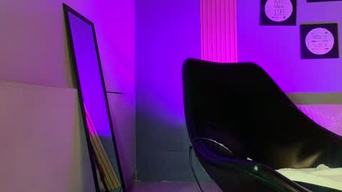 la paisita  online show from 31, 1, 2025