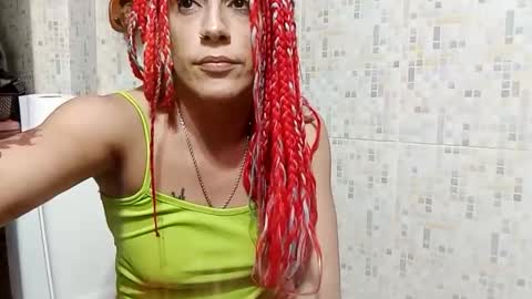 lapelirroja8324 online show from 3, 11, 2025