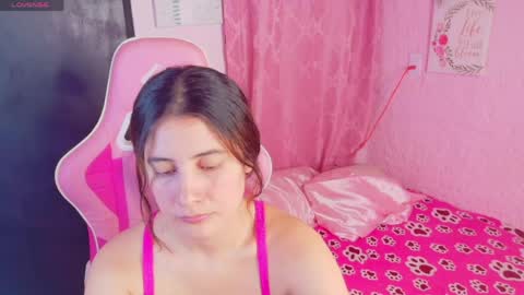 LARA online show from 28, 4, 2026