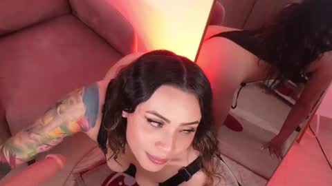 Snapshot of lara_bombshelll chatting on 25, 3, 2026 Lara online show from 25, 3, 2026