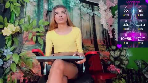 Lara Brunette  online show from 6, 12, 2024