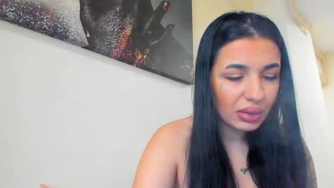 Lara online show from 3, 2, 2025