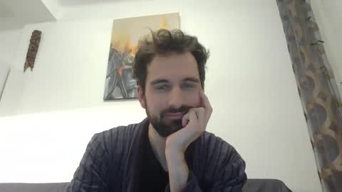 Snapshot of laraaan chatting on 26, 11, 2025 laraaan online show from 26, 11, 2025