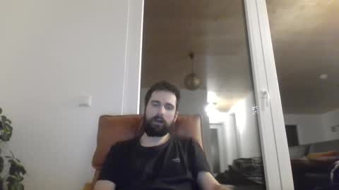 Snapshot of laraaan chatting on 11, 2, 2026 laraaan online show from 11, 2, 2026