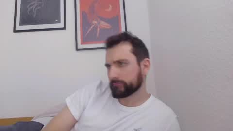 Snapshot of laraaan chatting on 27, 3, 2026 laraaan online show from 27, 3, 2026