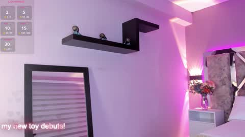 Lara online show from 23, 12, 2024