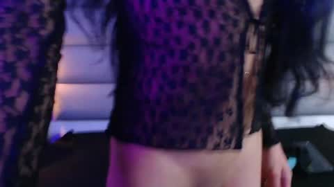 Snapshot of larademon chatting on 18, 2, 2025 lara online show from 18, 2, 2025