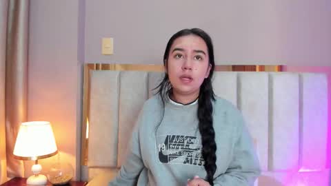  Lara Gold  online show from 7, 2, 2026