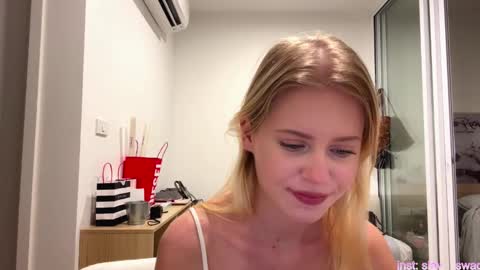 Snapshot of laraineprada chatting on 20, 2, 2026 Stella online show from 20, 2, 2026