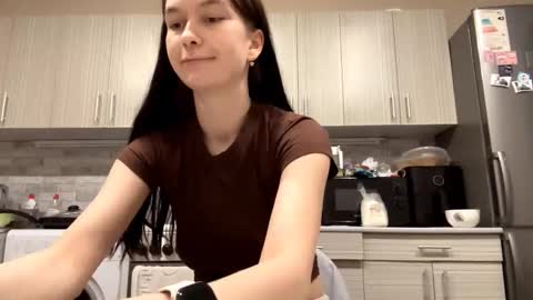 Snapshot of larainerothmiller chatting on 15, 3, 2026 lara online show from 15, 3, 2026