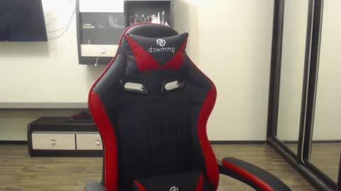 Snapshot of laralianna chatting on 25, 12, 2024 Laralianna online show from 25, 12, 2024