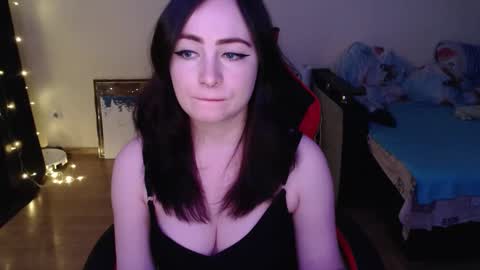 Snapshot of laralianna chatting on 12, 1, 2026 Laralianna online show from 12, 1, 2026