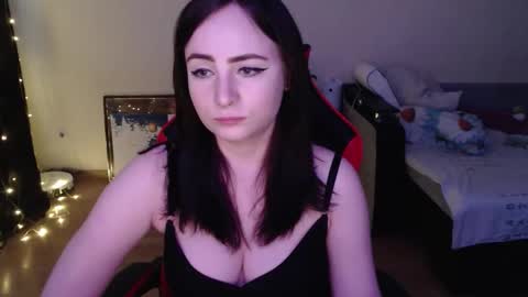 Snapshot of laralianna chatting on 16, 1, 2026 Laralianna online show from 16, 1, 2026