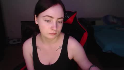 Snapshot of laralianna chatting on 8, 3, 2026 Laralianna online show from 8, 3, 2026