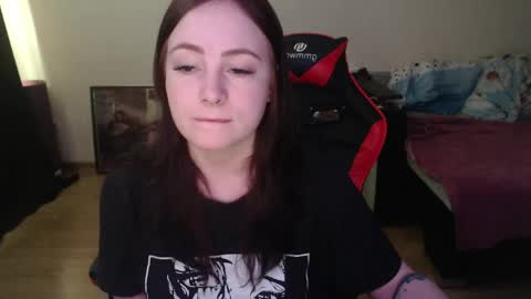 Laralianna online show from 7, 5, 2026