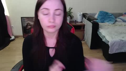 Snapshot of laralianna chatting on 15, 6, 2026 Laralianna online show from 15, 6, 2026