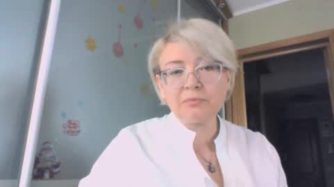 laramrs online show from 27, 9, 2025