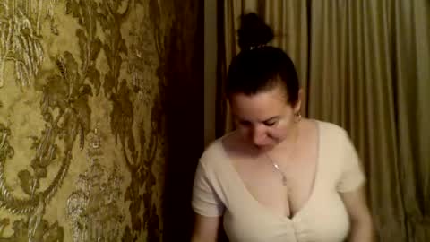 Snapshot of laraswity chatting on 28, 7, 2026 LaraSwity online show from 28, 7, 2026
