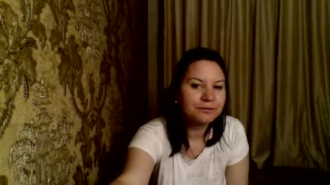 Snapshot of laraswity chatting on 6, 8, 2026 LaraSwity online show from 6, 8, 2026