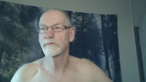 Snapshot of larbie chatting on 21, 12, 2024 Larbie online show from 21, 12, 2024