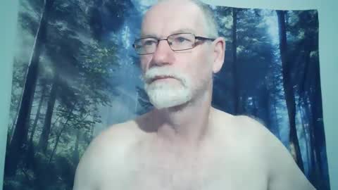 Snapshot of larbie chatting on 31, 12, 2024 Larbie online show from 31, 12, 2024