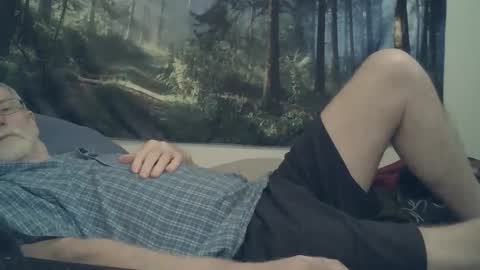 Snapshot of larbie chatting on 10, 2, 2025 Larbie online show from 10, 2, 2025