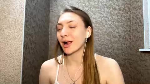 Snapshot of lareebuggie chatting on 20, 6, 2026 Eva online show from 20, 6, 2026