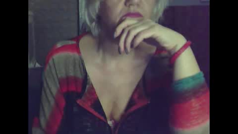 larisaq4ugo24 online show from 6, 3, 2025