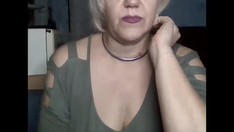 larisaq4ugo24 online show from 14, 12, 2025