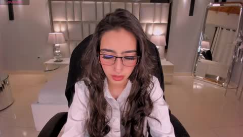 Larisa Smirnov online show from 24, 3, 2026