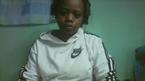 larissa645771 online show from 7, 11, 2025