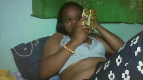 larissa645771 online show from 1, 3, 2026