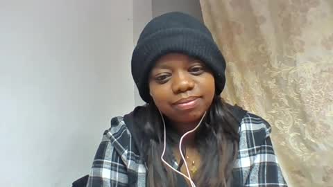 larissa645771 online show from 5, 7, 2026