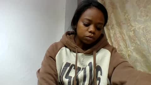 larissa645771 online show from 12, 7, 2026