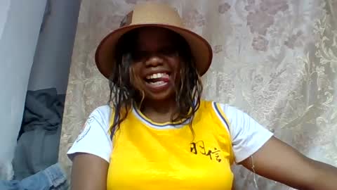 larissa645771 online show from 4, 8, 2026
