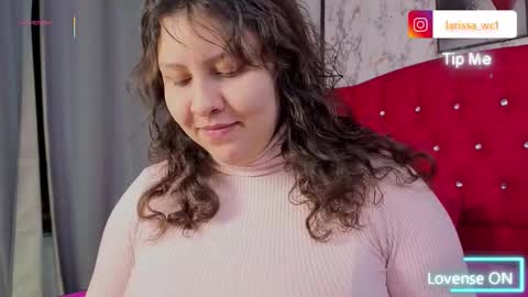 larissa_antonella online show from 2, 12, 2025