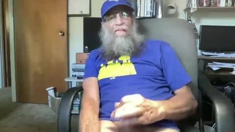 Snapshot of laser134 chatting on 7, 10, 2025 chris online show from 7, 10, 2025