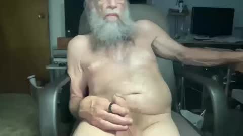 Snapshot of laser134 chatting on 10, 10, 2025 chris online show from 10, 10, 2025