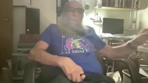 Snapshot of laser134 chatting on 10, 1, 2026 chris online show from 10, 1, 2026