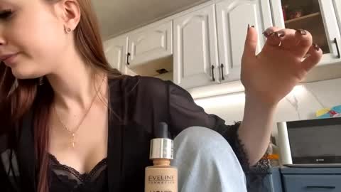 Snapshot of lashawnabatun chatting on 4, 4, 2026 Sara online show from 4, 4, 2026