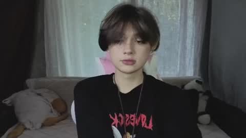 Em0 Slut online show from 9, 7, 2026