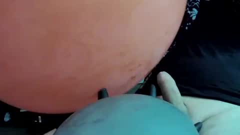 Snapshot of latexchris77 chatting on 5, 1, 2025 latexchris77 online show from 5, 1, 2025