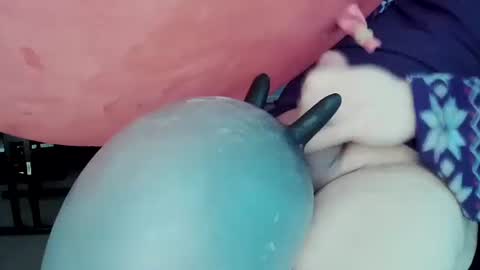 Snapshot of latexchris77 chatting on 6, 3, 2025 latexchris77 online show from 6, 3, 2025