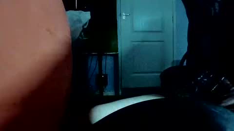 Snapshot of latexchris77 chatting on 6, 3, 2026 latexchris77 online show from 6, 3, 2026