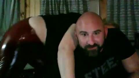 latexcouple2025 online show from 14, 9, 2025