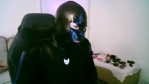 latexminheadroom online show from 15, 5, 2026