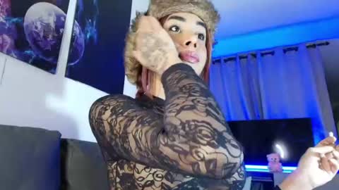instagramlatin goddessx   im nikoll online show from 25, 6, 2026